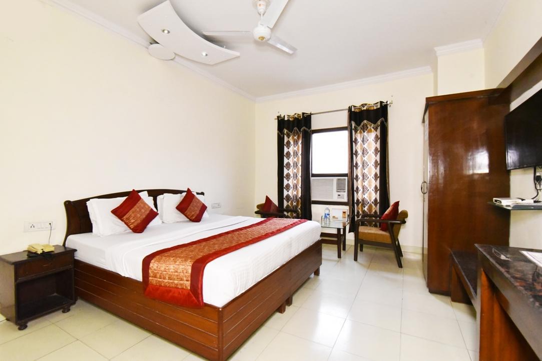 Hotel B-Comfort Amritsar Extérieur photo